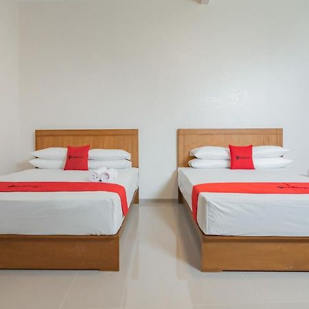 Reddoorz Syariah Plus @ Perintis Guesthouse Тасікмалая Екстер'єр фото